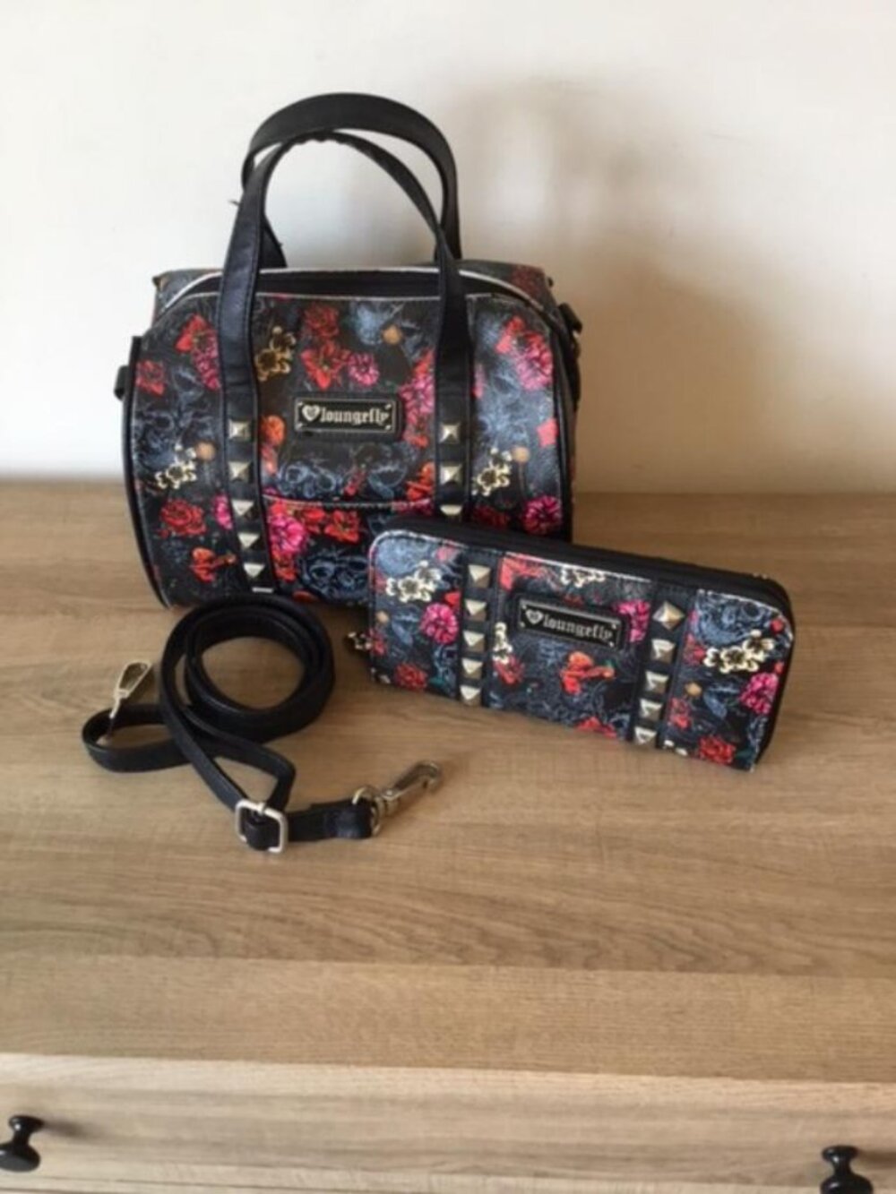 Loungefly Black Floral Stud Dome Satchel Crossbody with Matching Wallet Like New